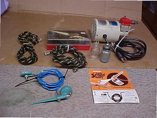Intermatic W.R Brown Co PC201 Speedy Air Brush Compressor + WREN B Gun