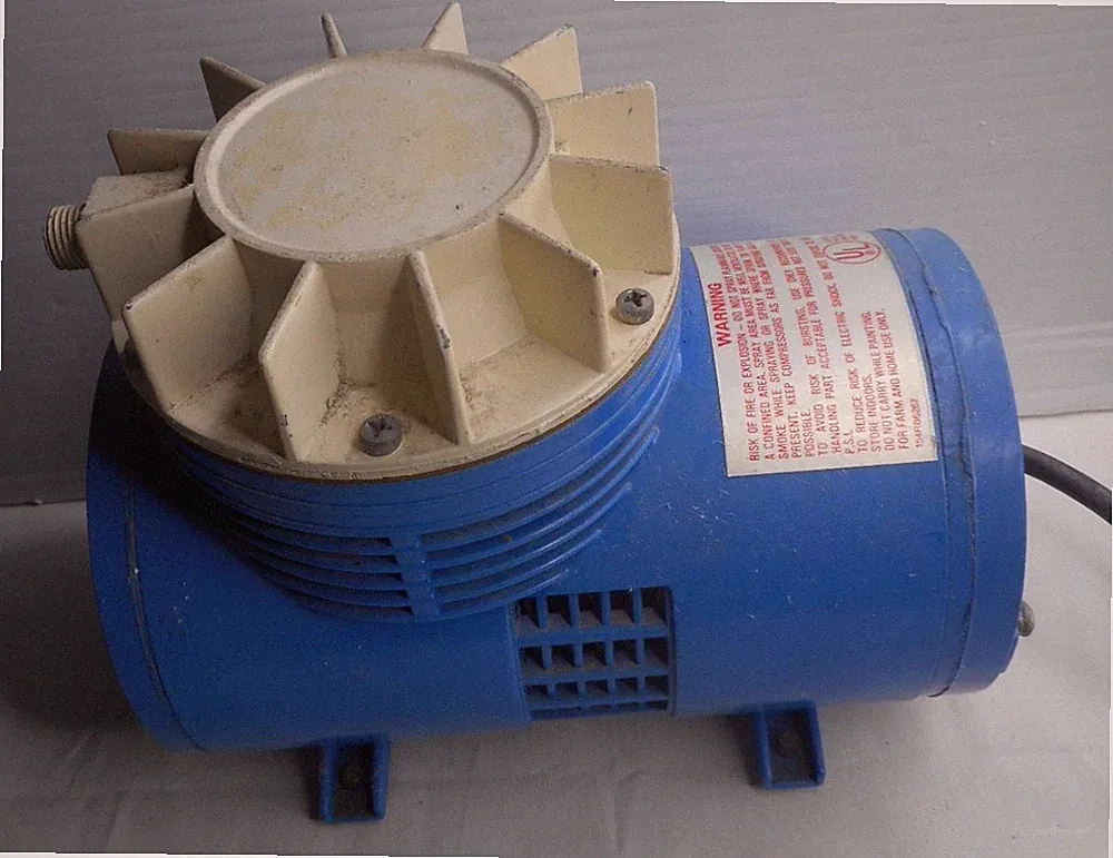 W.R. BROWN Speedy PC410 AIR COMPRESSOR 115V 3.0 AMPS 60 HZ Blue/White Tested